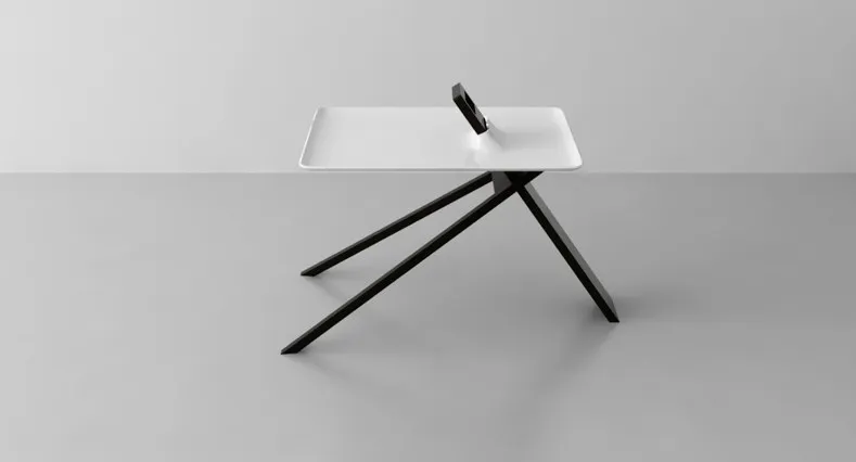 Table Tripod par Noon Studio — photo 1