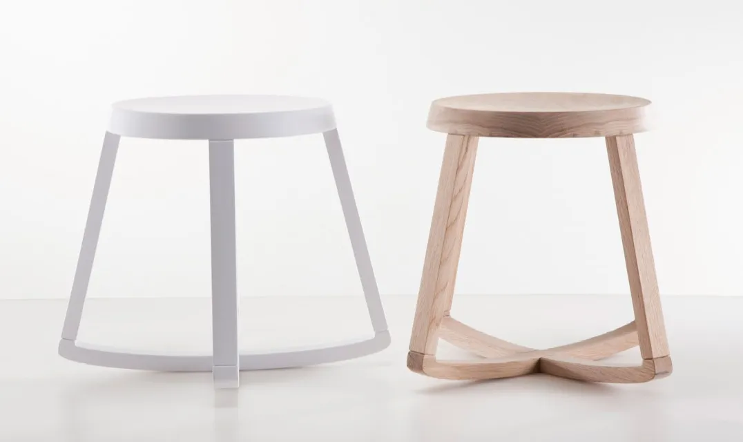 Tabouret Monarchy Stool par Yiannis Ghikas — photo 1