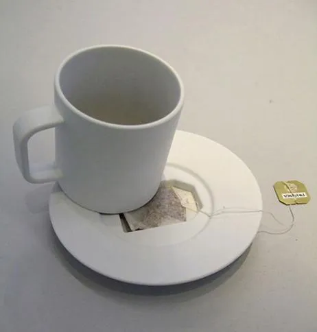 Tasse et sous tasse spéciale pour le Thé par Jonas Trampedach — photo 1