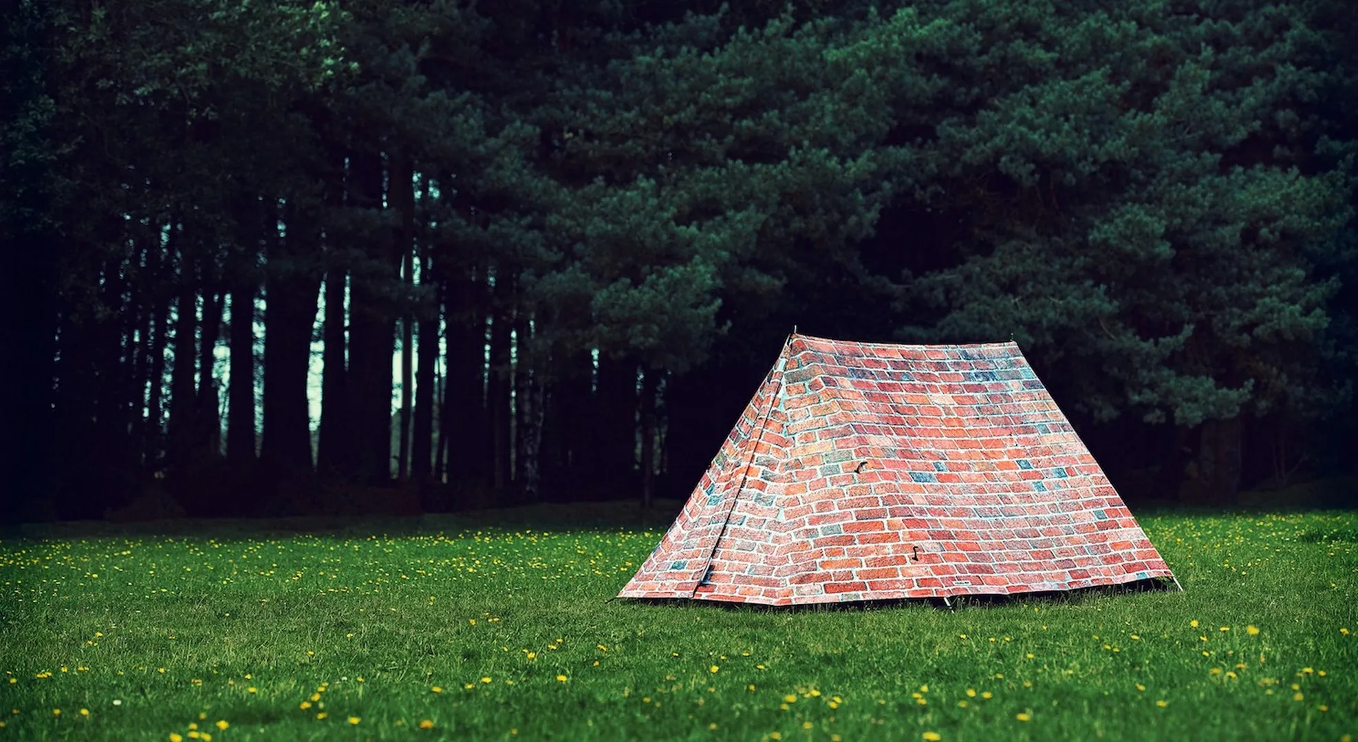 Une tente avec un effet brique pour se démarquer au camping cet été — photo 2