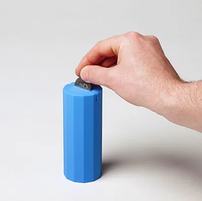 Bank une tirelire tout simple par big Game — photo 3