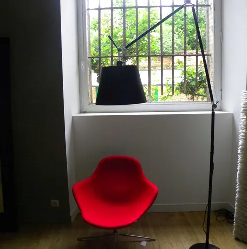 Tolomeo Mega noir par Michele de Lucchi — photo 2