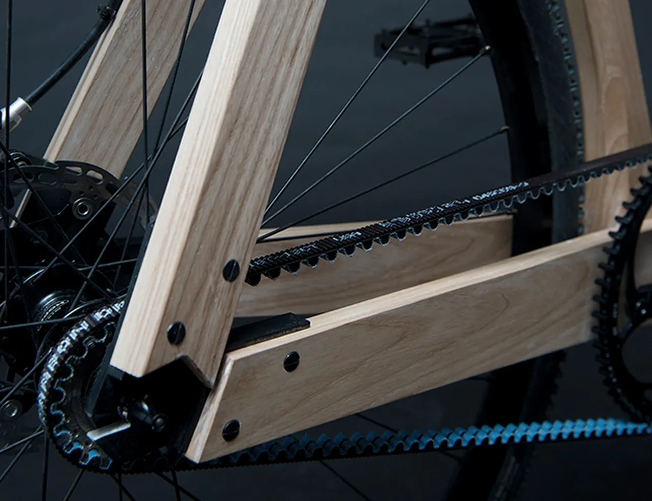 Un superbe vélo en bois — photo 1