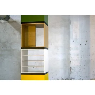 vincent-van-duysen-totem-cabinet_8l6m Totem multifacette signé Vincent van Duysen — photo 4