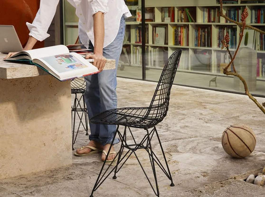 Chaise Vitra Eames DKX pour l'extérieur — photo 2