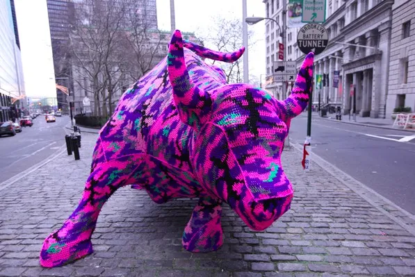 Wall Street Bull par Olek — photo 1