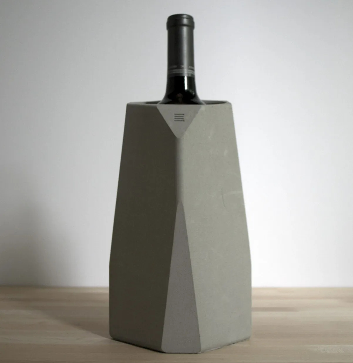 Corvi Concrete Wine cooler pour rafraichir le vin par Francisco Corvi — photo 4