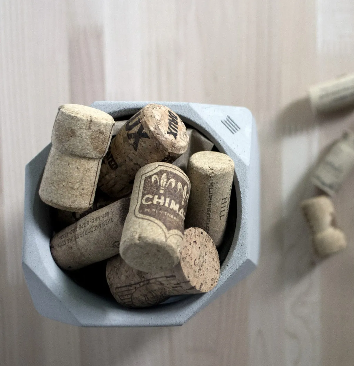Corvi Concrete Wine cooler pour rafraichir le vin par Francisco Corvi — photo 5